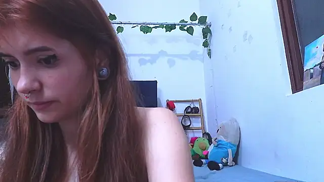 AliciaBasch online show from March 7, 1:20 am