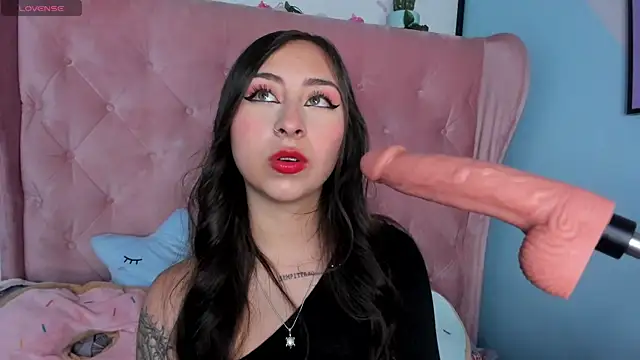  cloe martinez online show from January 17, 9:17 pm