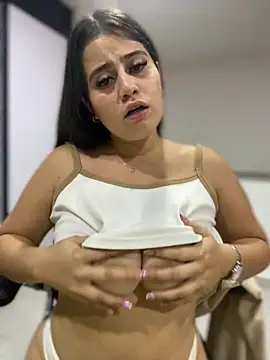 Snapshot of Natalia_Cleark09 chatting on February 2, 12:09 am Natalia Cleark09 online show from February 2, 12:09 am