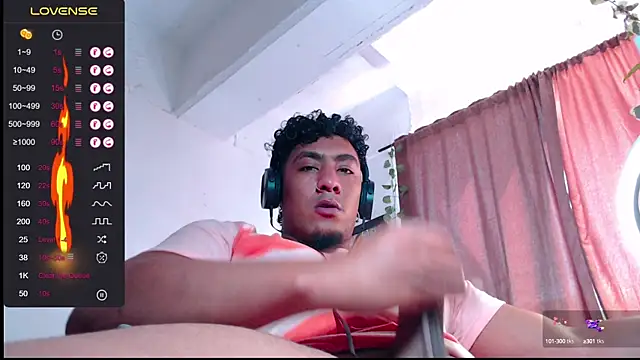 Snapshot of yosoy_enzo2020 chatting on December 5, 5:06 pm yosoy enzo2020 online show from December 5, 5:06 pm