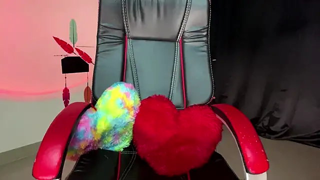 Snapshot of tigress_kashish chatting on September 19, 7:36 pm tigress kashish online show from September 19, 7:36 pm
