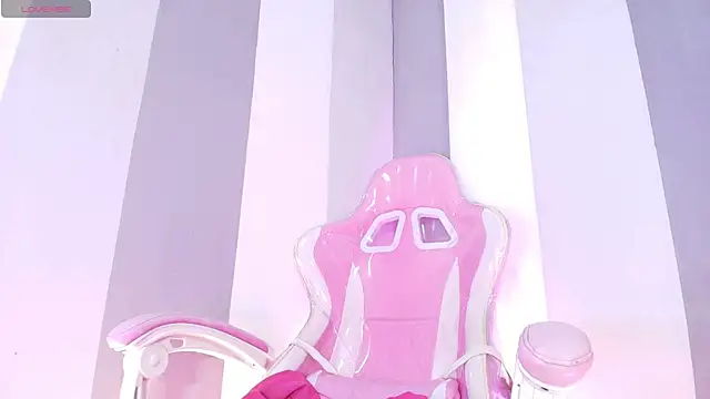 paulinasaeEnz online show from February 3, 1:08 pm