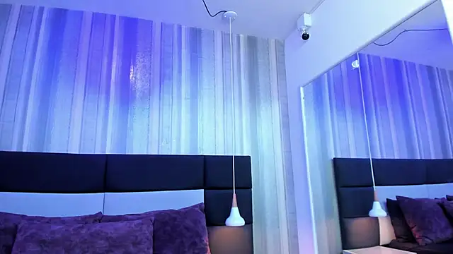 PUSHYLATE online show from March 10, 1:32 pm