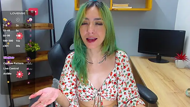 Erika Stevens online show from October 31, 3:02 pm