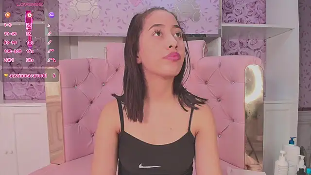 Snapshot of valentina_cortes72 chatting on February 6, 2:37 pm valentina cortes72 online show from February 6, 2:37 pm