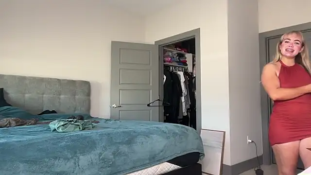 Snapshot of ElenaErickson chatting on February 26, 11:04 pm ElenaErickson online show from February 26, 11:04 pm