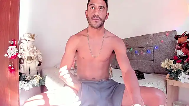 tom colinn online show from November 29, 8:01 pm