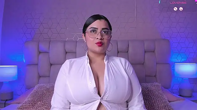 Emilyboobss online show from February 10, 6:42 am