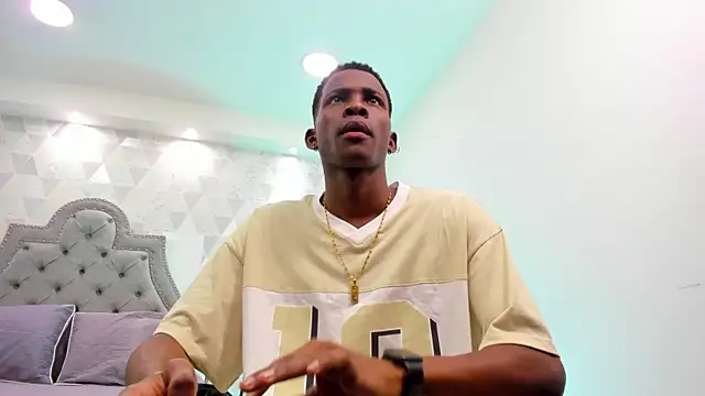 JacksonMuller  online show from January 10, 11:33 am