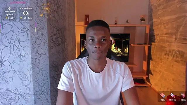 Snapshot of JacksonMuller_ chatting on June 26, 1:37 pm JacksonMuller online show from June 26, 1:37 pm