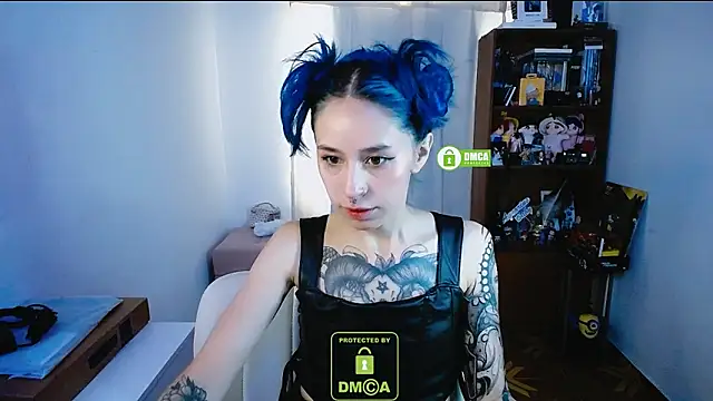 Snapshot of dakota_senju chatting on December 13, 2:38 pm dakota senju online show from December 13, 2:38 pm