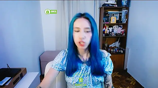 Snapshot of dakota_senju chatting on December 15, 2:08 am dakota senju online show from December 15, 2:08 am