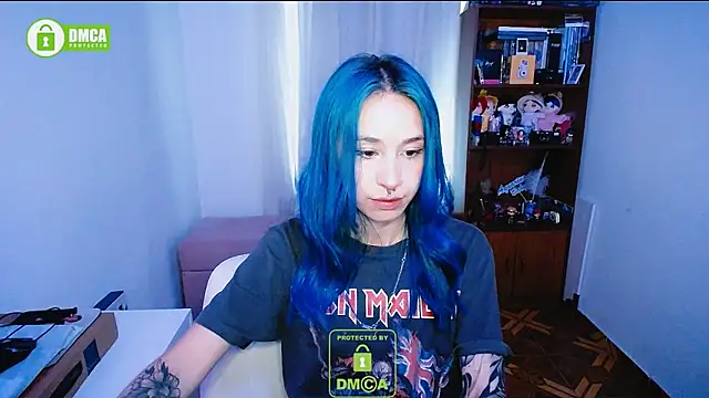 Snapshot of dakota_senju chatting on December 22, 10:25 pm dakota senju online show from December 22, 10:25 pm