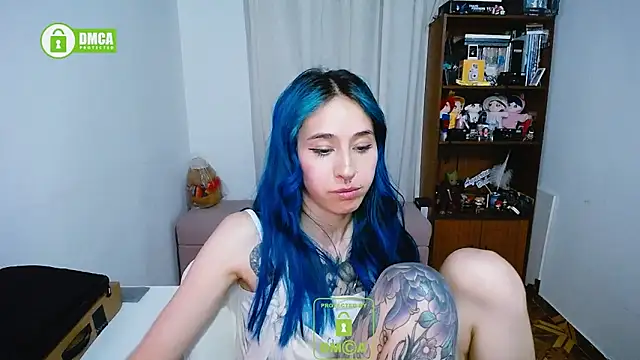 Snapshot of dakota_senju chatting on January 28, 12:26 am dakota senju online show from January 28, 12:26 am