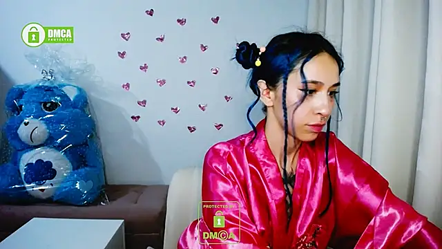 Snapshot of dakota_senju chatting on February 20, 1:46 am dakota senju online show from February 20, 1:46 am