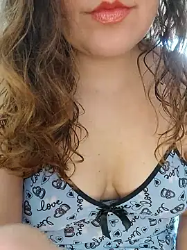 Snapshot of VitaIity chatting on November 28, 1:14 pm VitaIity online show from November 28, 1:14 pm