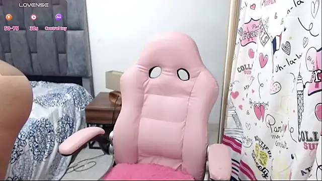 Alicelunaa online show from March 8, 9:51 pm