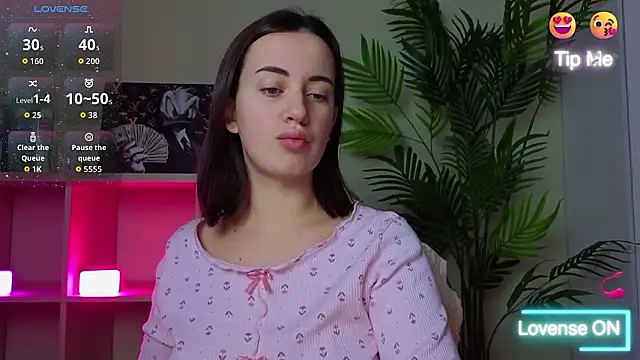 SweetieKendl online show from February 11, 10:04 pm