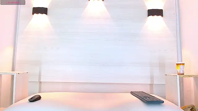 Snapshot of jeic_18 chatting on October 9, 12:25 pm jeic 18 online show from October 9, 12:25 pm