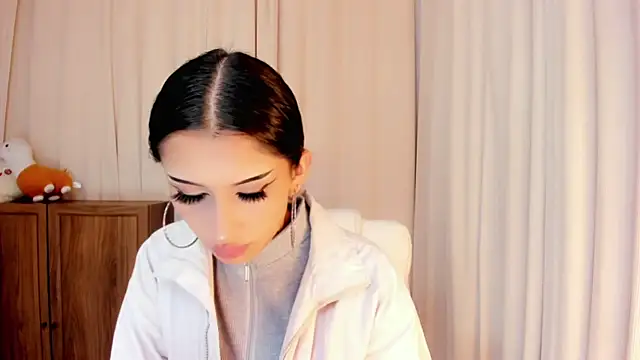 kali ka  online show from January 8, 7:45 pm