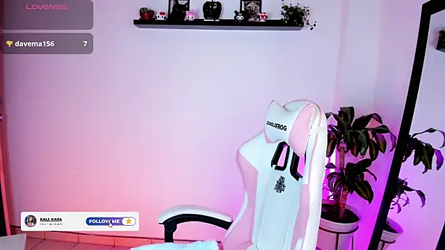 kali ka  online show from November 15, 6:04 pm