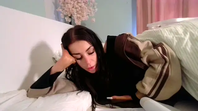 josiexcx online show from November 18, 1:04 pm