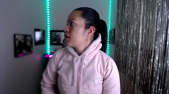 Cristal w online show from March 14, 12:18 pm