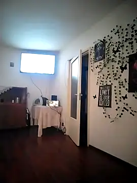 NaughtYHomemadE online show from December 3, 8:17 pm