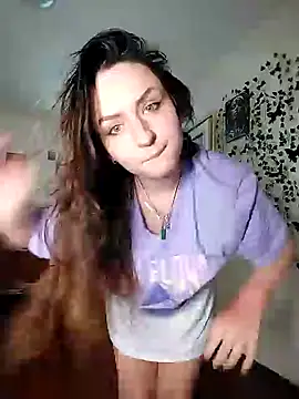 NaughtYHomemadE online show from December 9, 11:58 am