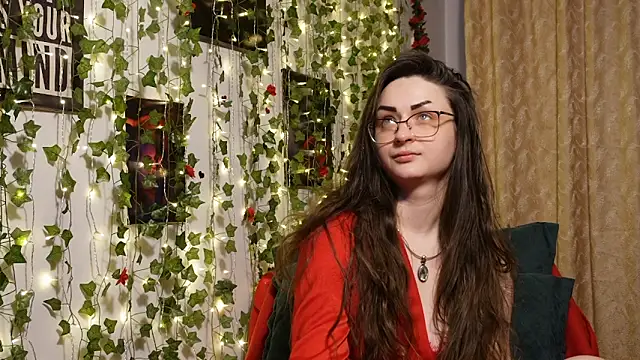 Snapshot of NaughtYHomemadE chatting on January 8, 11:12 am NaughtYHomemadE online show from January 8, 11:12 am