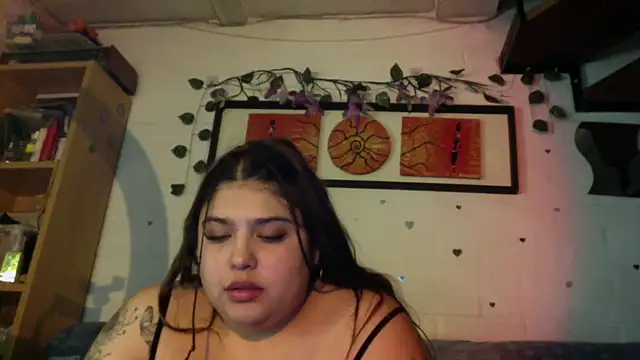 dreamgirl sweet online show from July 3, 3:35 am