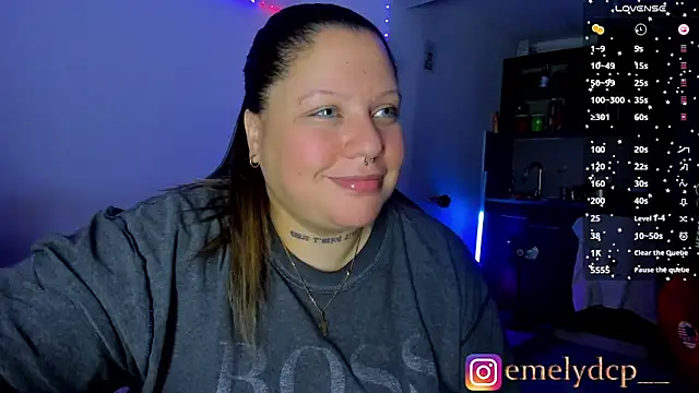 mariana maze online show from April 14, 1:55 am