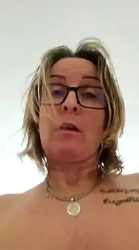 Steffi45 online show from December 9, 8:44 pm