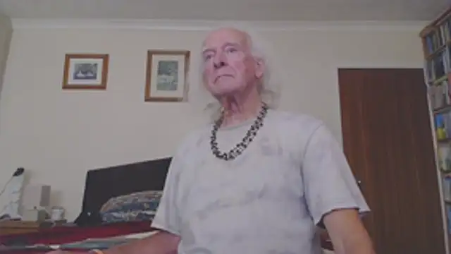Snapshot of WaverlyKernow chatting on October 24, 11:50 am WaverlyKernow online show from October 24, 11:50 am