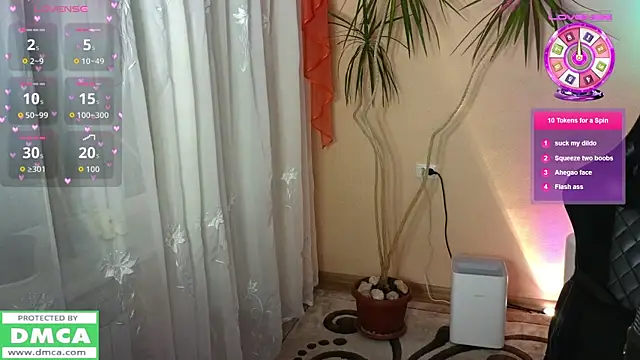 Snapshot of mag1c_eyes1 chatting on October 31, 8:10 pm mag1c eyes1 online show from October 31, 8:10 pm