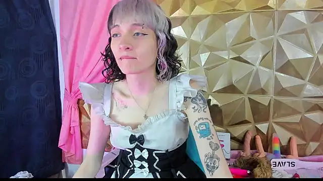 neeko princes online show from January 28, 12:11 pm