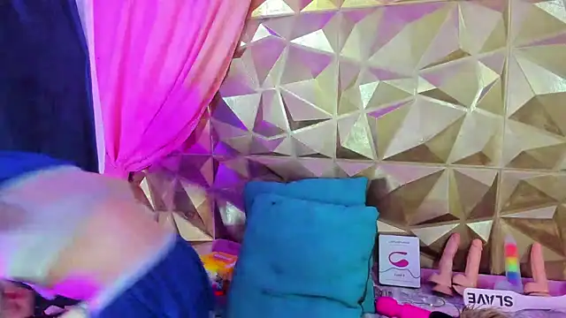 neeko princes online show from February 3, 12:36 pm