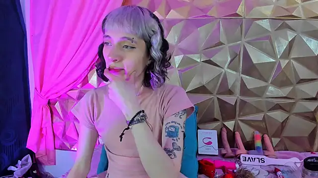 neeko princes online show from February 10, 12:29 pm