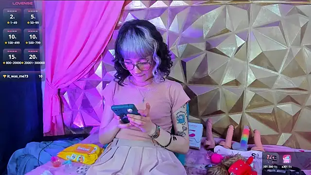 neeko princes online show from February 28, 3:26 pm