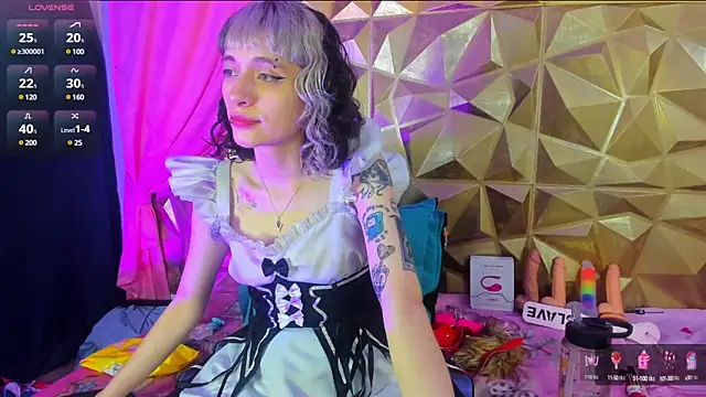 neeko princes online show from March 10, 12:15 pm