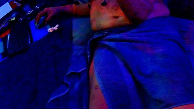 Snapshot of ratedhpg chatting on October 19, 6:25 am ratedhpg online show from October 19, 6:25 am