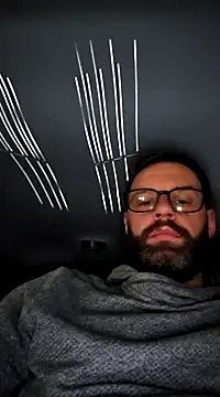 Snapshot of Manuel84100@xh chatting on December 3, 5:45 pm Manuel84100xh online show from December 3, 5:45 pm