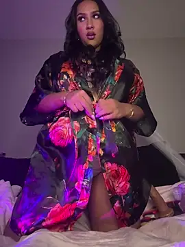 Snapshot of Lickplayofficial chatting on October 2, 3:57 am Lickplayofficial online show from October 2, 3:57 am