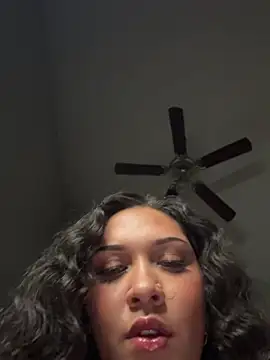 Lickplayofficial online show from April 3, 6:33 am