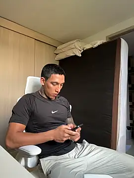 sendfer online show from November 29, 9:51 pm