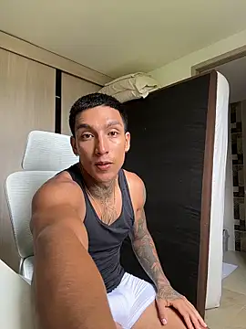 sendfer online show from February 4, 6:58 pm