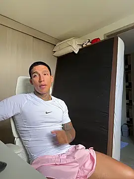 sendfer online show from March 14, 7:08 pm