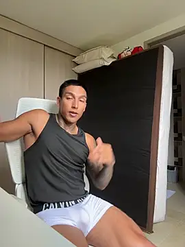 sendfer online show from March 18, 7:06 pm