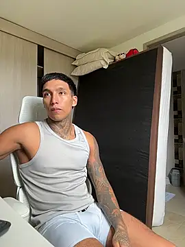 sendfer online show from April 17, 7:17 pm