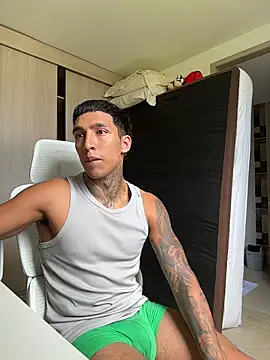 sendfer online show from April 22, 7:15 pm